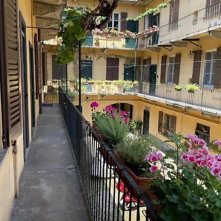 Antica Corte Navigli-Darsena-3